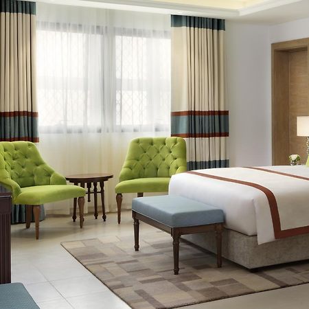 Al Najada Doha Hotel Apartments By Oaks Exterior foto